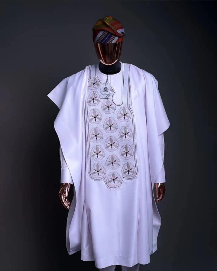 WHITE AFRICAN MEN'S AGBADA, AFICAN SUIT, TRADITIONAL FABRIC, AFRICAN PRINT image 0
