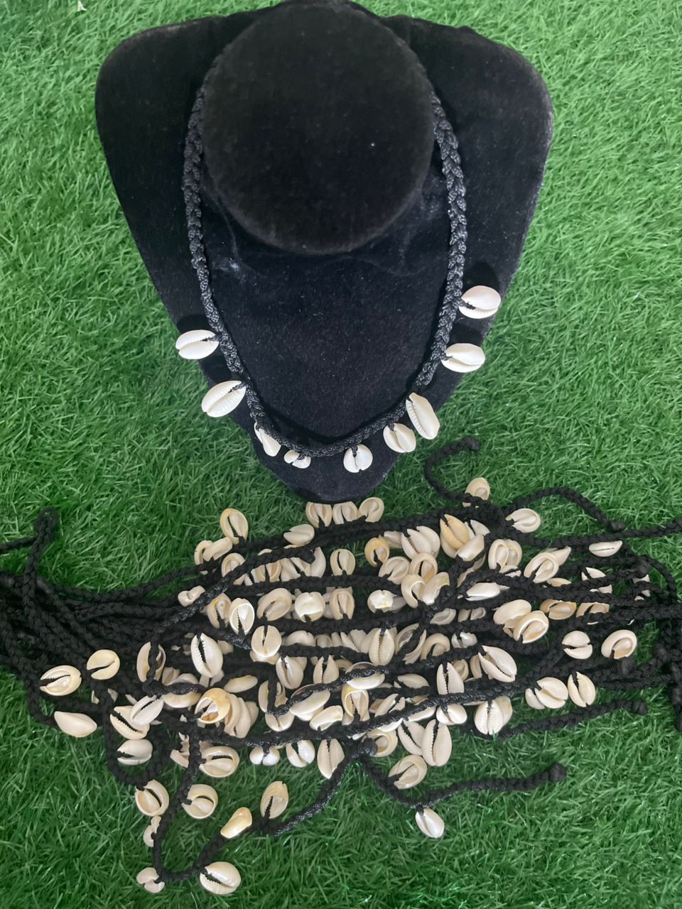 COWRIES NECKLACE image 0