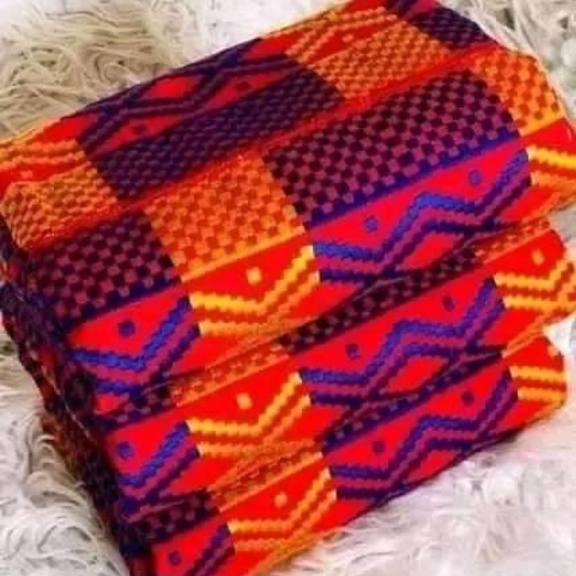 AFRICAN CLOTH (4.4LBS) image 0